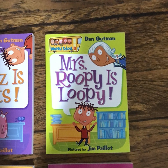 My Weird School books - Picture 3 of 6